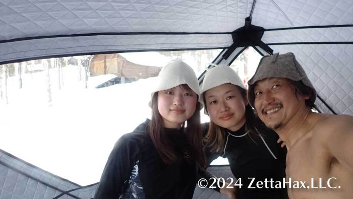 フィンランド北極圏で娘達とテントサウナ