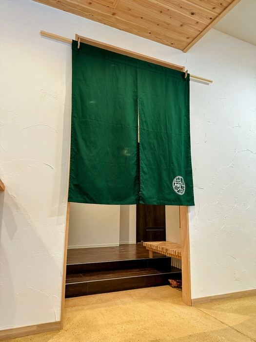 施術ルーム入り口