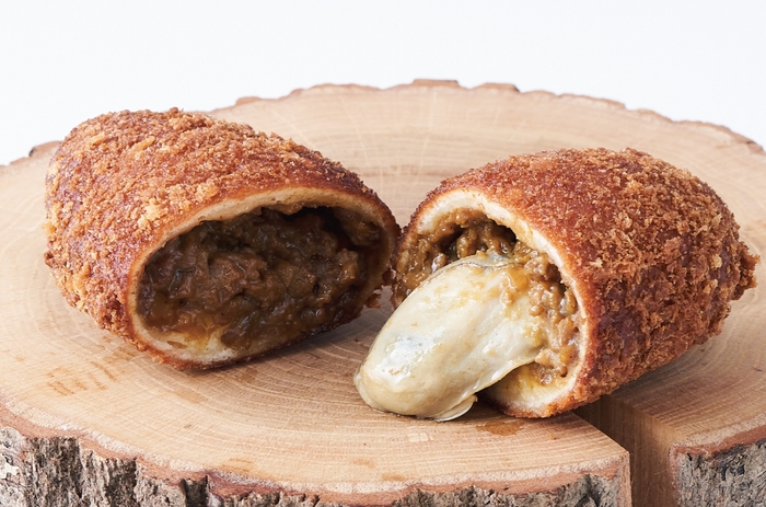 牡蠣カレーパン1