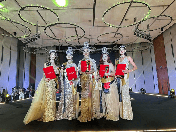 MISS/MRS Global Universe 2025