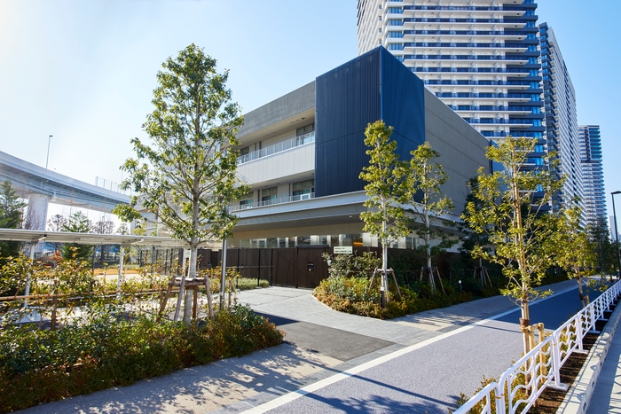 武蔵野大学附属有明こども園(外観)