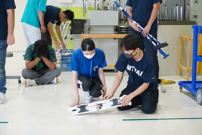 ビルメンテナンスを生徒から学ぶ