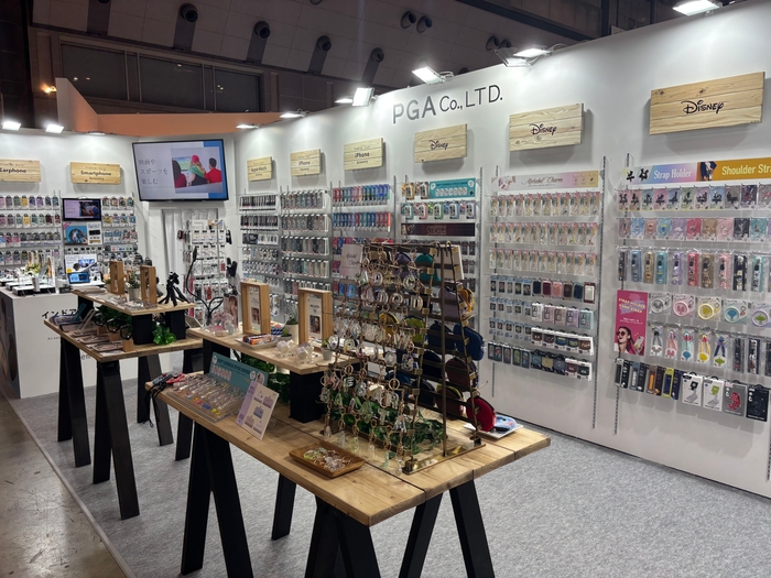 こちらの画像は、今年２月開催の第99回東京インターナショナル ギフト・ショー春2025での当社ブースの様子です