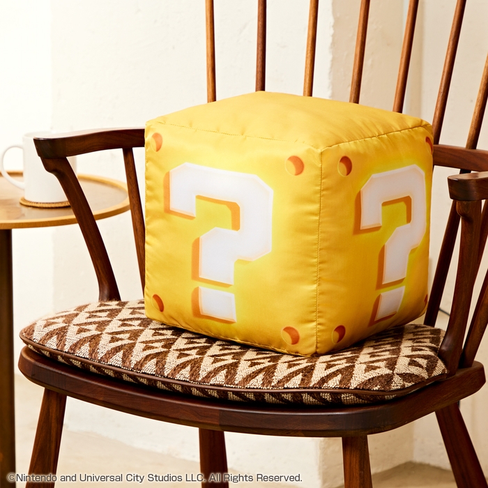 A賞:ハテナブロック クッション(イメージ)