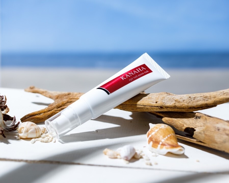 アイ ヴェール モイスト リッチ eye veil moist rich