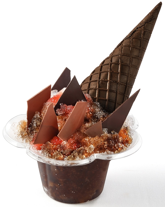 ▲ゴジラ級のインパクト! 「ゴジラノカキゴオリ」