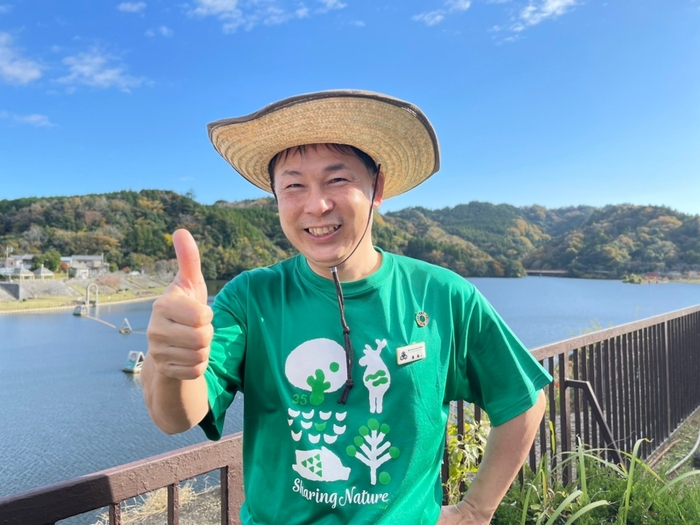 自然体験専任スタッフ「みどりマン」と思いっきり遊ぼう！！