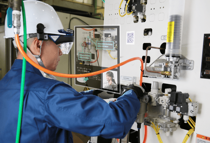 マーカー型ARエンジン「IDマーカー（符号化矩形マーカー）認識」を利用した作業工程の確認と遠隔支援ソリューションの融合イメージ