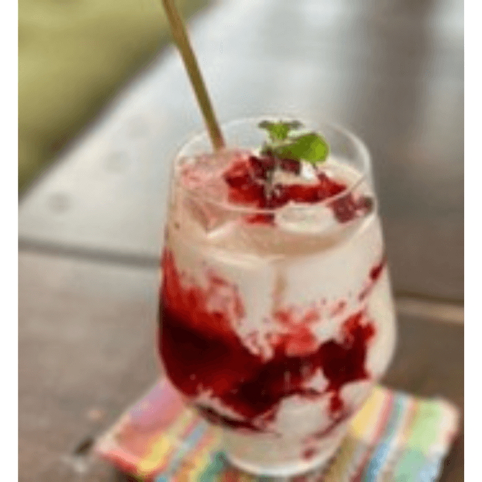 (Deli&Cafe GR)いちごみるく杏仁豆腐