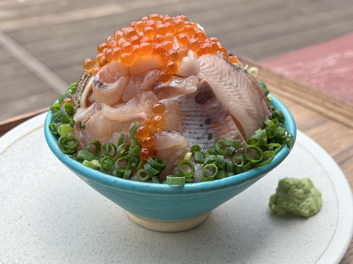 あなたと越えたい あまご山丼