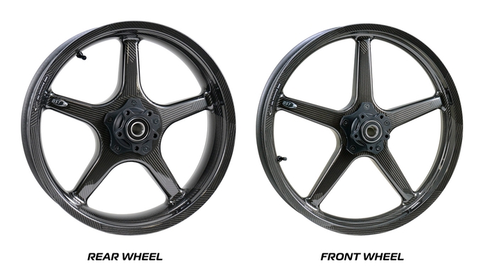 BST カーボンホイール