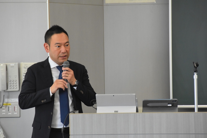 特別授業を担当したヌビーン・ジャパン株式会社の早澤シニア・ディレクター