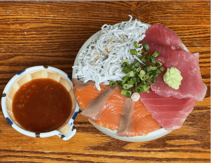 サクラマス3種丼