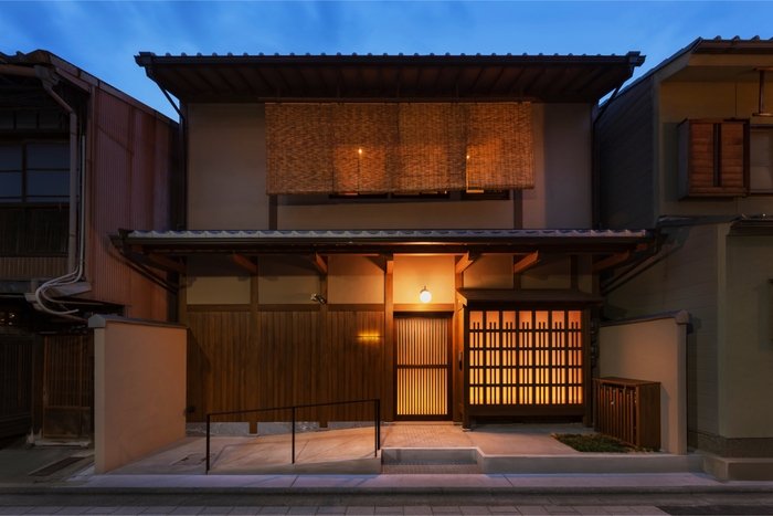 鈴 京都宮川筋 hitotose穐-Aki- 外観