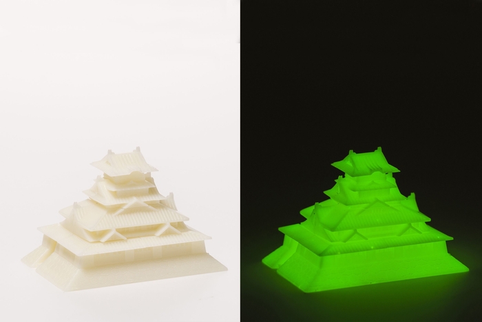 ゴトプラ 大阪 蓄光Ver.(暗所に置いた場合)