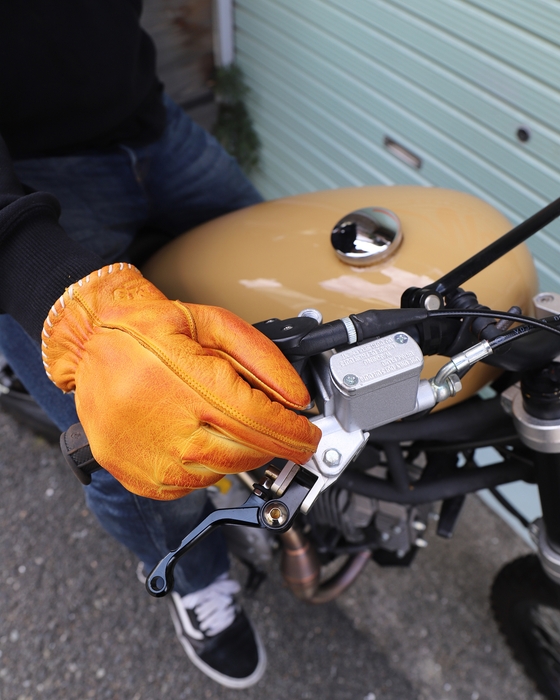 最高級牛皮アニリンレザーを使用