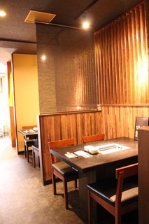 テーブル席