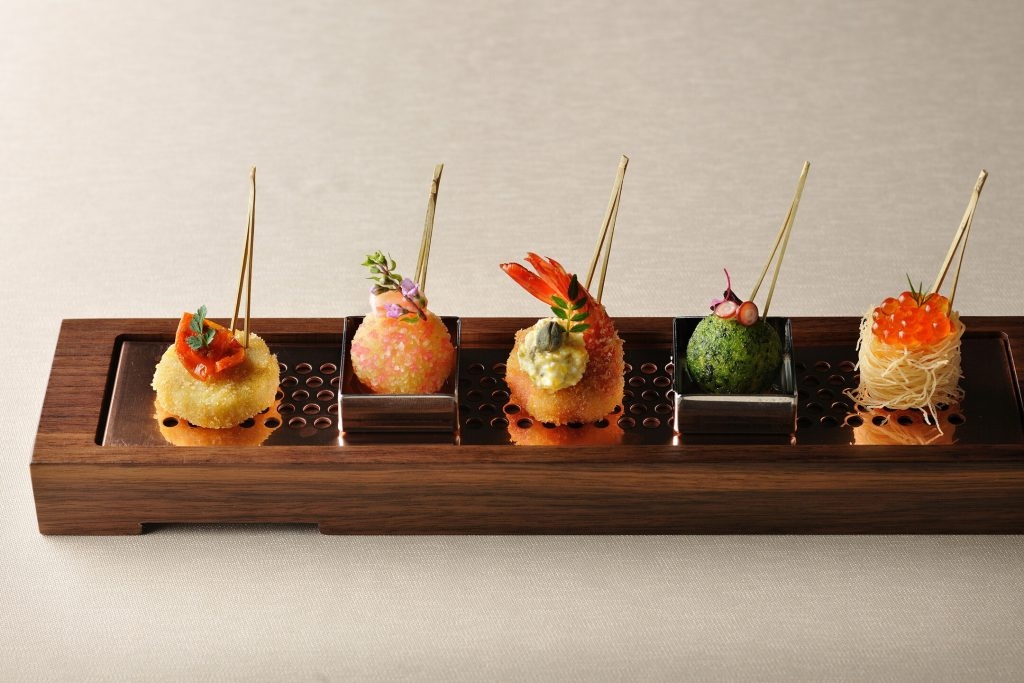 Naniwa KUSHI Cuisine