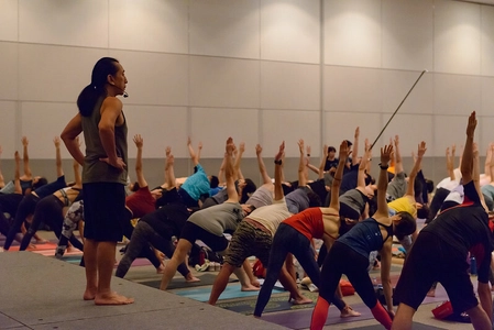 忙しい現代人に「ヨガを日常に」　 アジア最大級のヨガイベント「ヨガフェスタ横浜2025」　 9月13日(土)～15日(月・祝) パシフィコ横浜で開催