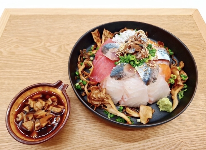 サンマと木ノ子の秋の海鮮丼