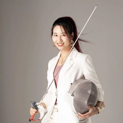 フェンシング元日本代表・木村 毬乃さんと リカバリーウェアブランド「HURON」がアンバサダー契約締結