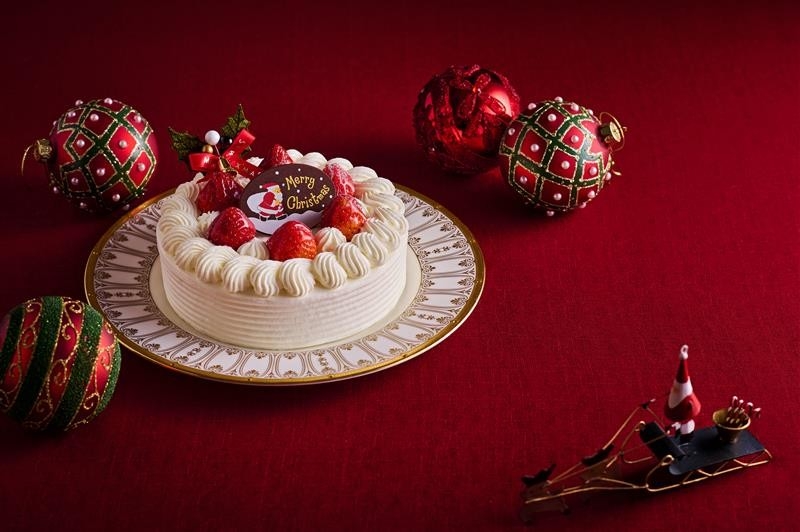 ▲ クリスマスケーキの定番「苺のホワイトケーキ」