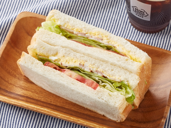 ボリュームBLTEサンド イメージ画像