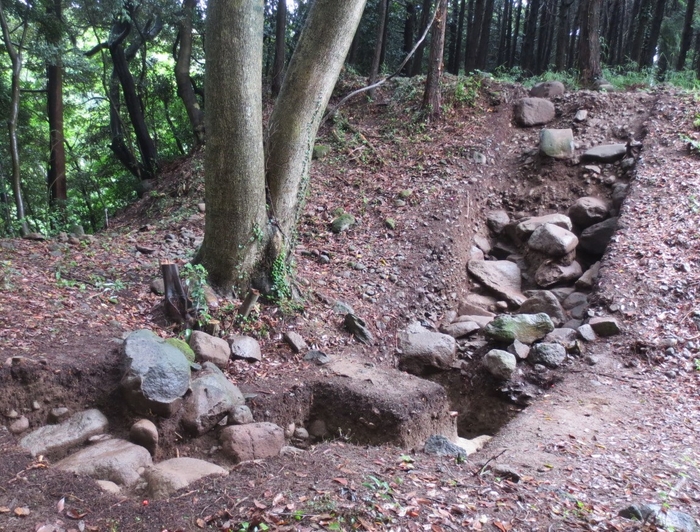 尾高城跡本丸石垣