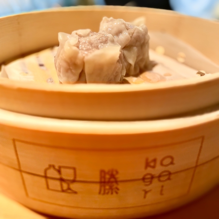 ロゴ入りハンドチョップ焼売