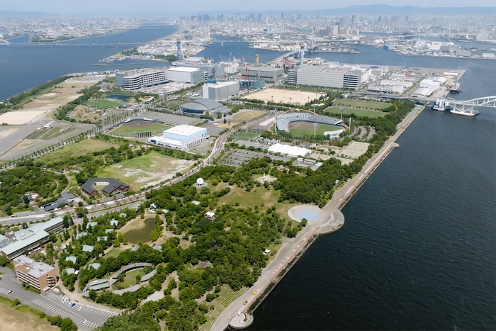 ホテル・ロッジ舞洲の全景写真(手前に見える施設)