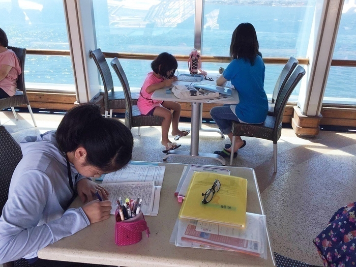 夏休みの宿題(イメージ)