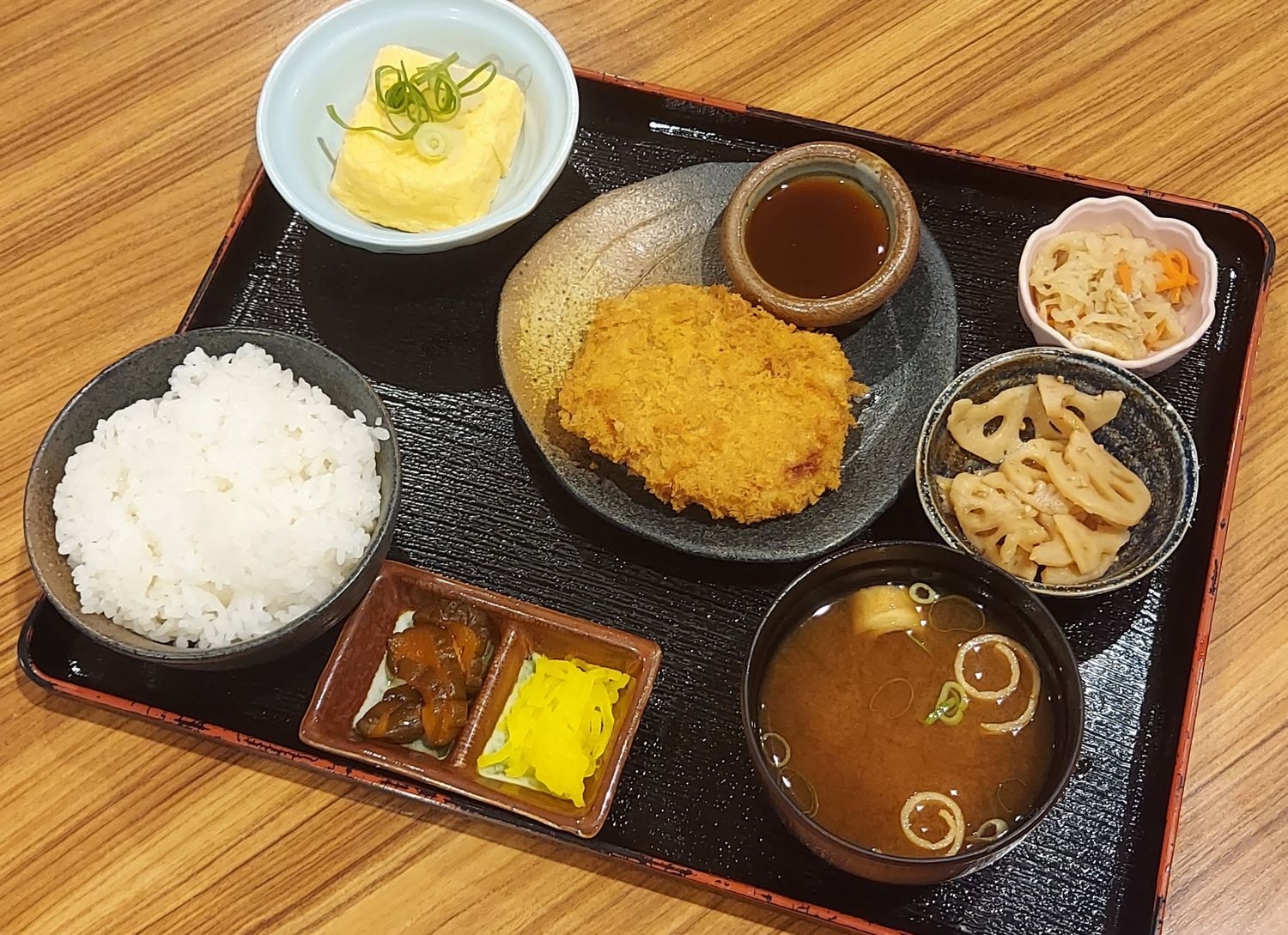 近江米のごはんお替り無料!