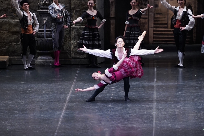 加瀬栞／山本雅也(C)K-BALLET TOKYO