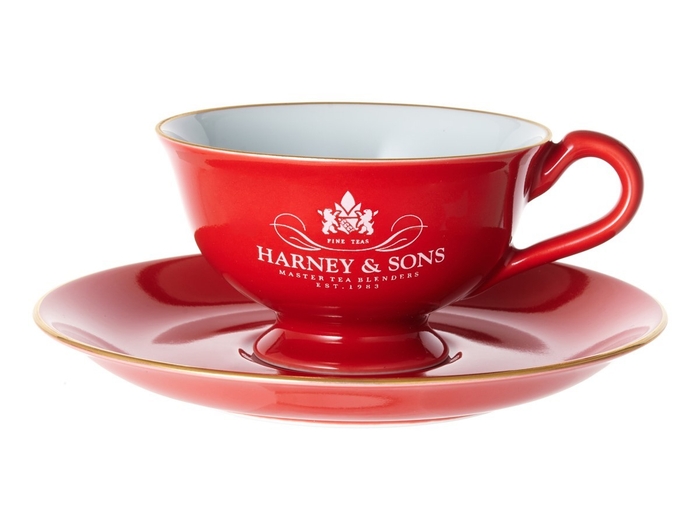 【HARNEY & SONS × ARITA PORCELAIN LAB】ティーカップ&ソーサー(レッド)¥6,611(税込)
