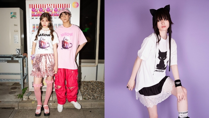 左)Tシャツ 7,920円 右)Tシャツ 6,930円 バブーシュカ 7,700円 スカート 19,800円(全て税込み)