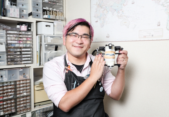 ネイリスト塩見 隼人