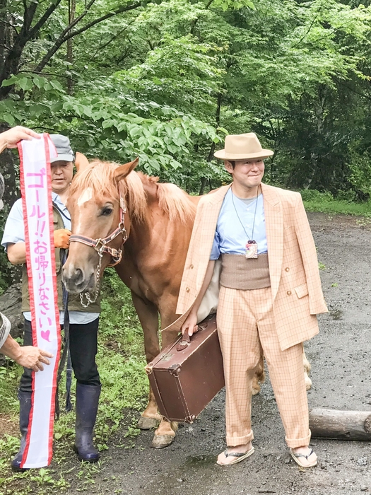 参加者を迎えるのは「馬」と「寅さん」?