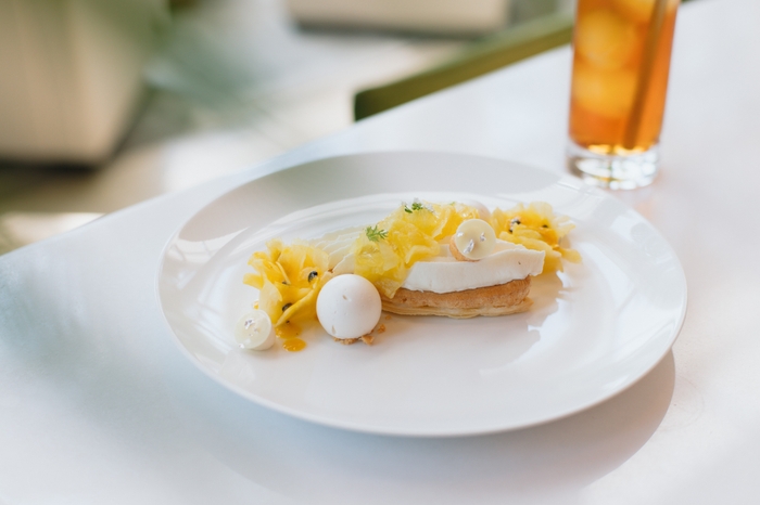 「東京エディション虎ノ門 Lobby Bar」「サントノーレ アナナス」デセール 1,800円