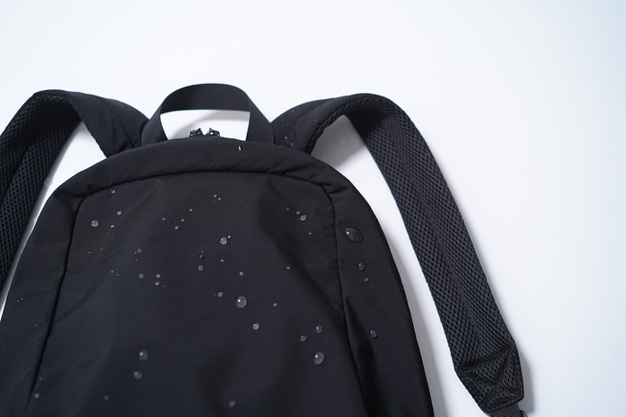 VEIL waterproof-01