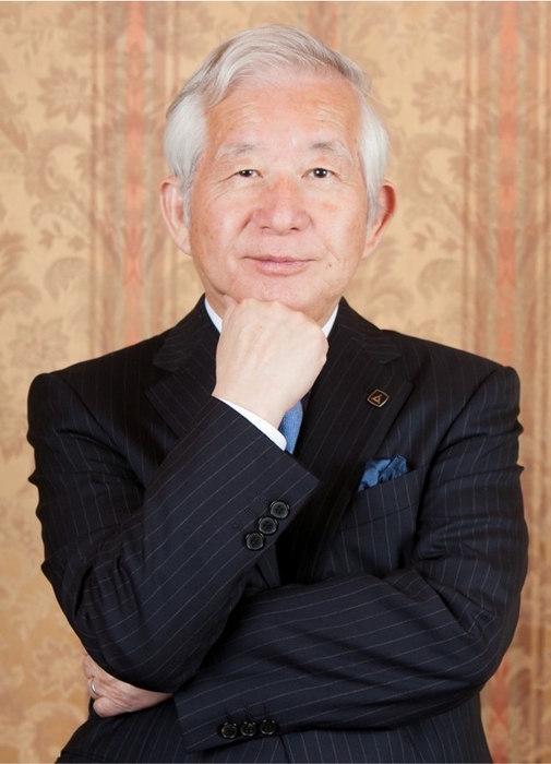 著者:小山昇