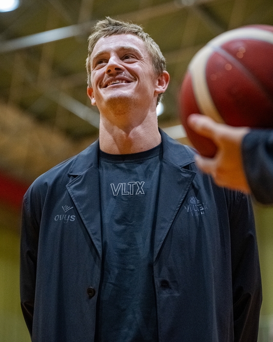 Official Team Wear:Jacket