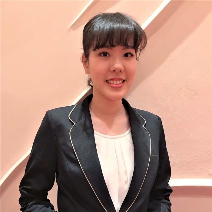 店長:潘子渝 (Christine)