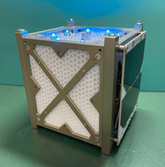 超小型人工衛星「宇宙マグロ1号（SpaceTuna1）」
