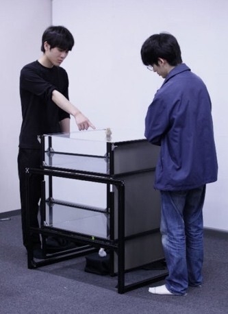 テーブルトップ空中像