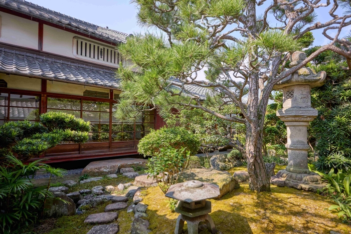 ローラさんスタイリング監修亀岡市の古民家外観