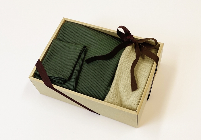 ギフトボックス 5,500円(税込) カラー:カーキ系