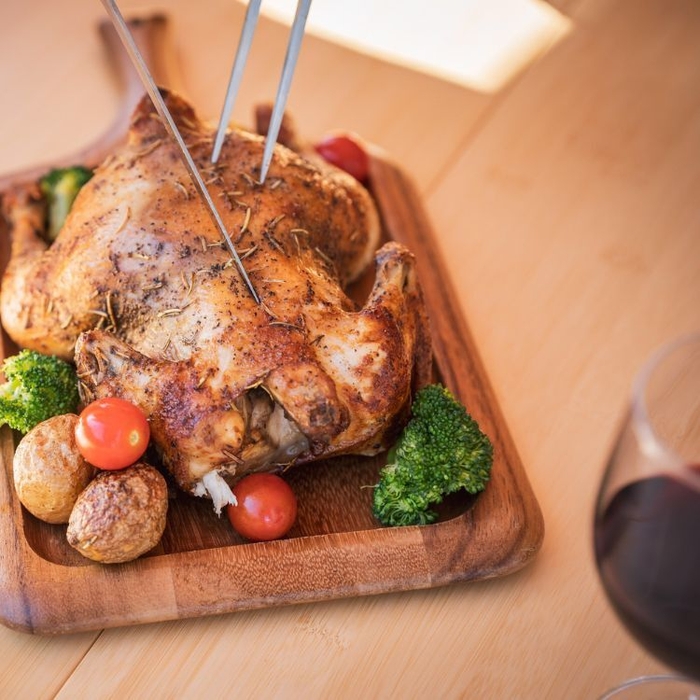 ローストチキンとワイン