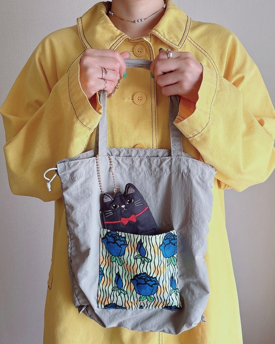 ポケットに収納可能