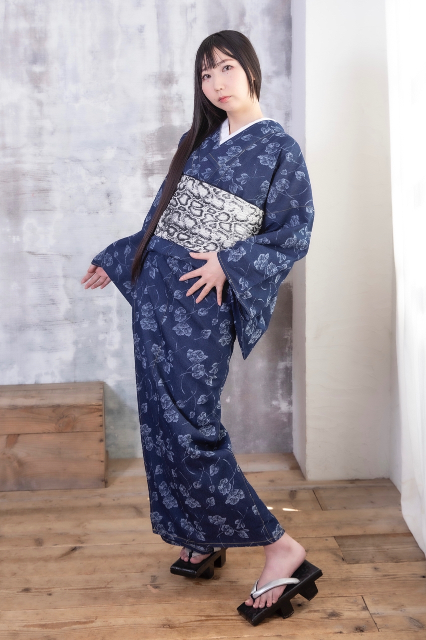 ロングヘア女性モデル-4