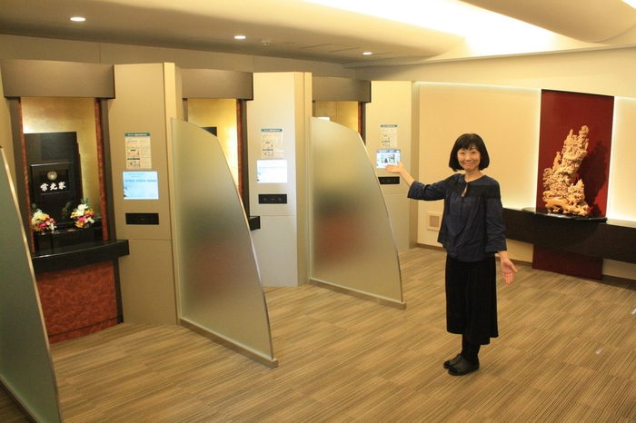 2階 カード式納骨堂